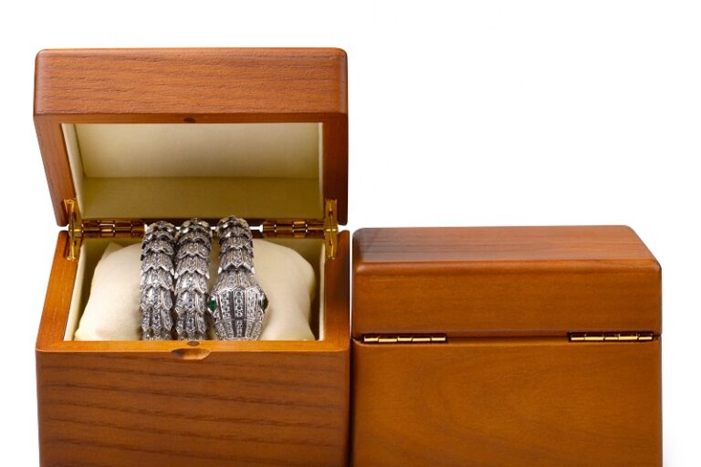 Custom logo wholesale solid wooden watch box (3)