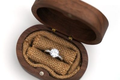 Portable walnut storage wooden jewelry box (3)