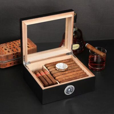 Custom Convenient Large Capacity Wooden Cigar Box