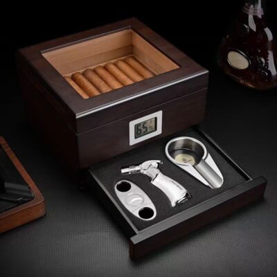 Custom Luxury Large Capacity Wooden Cigar Box