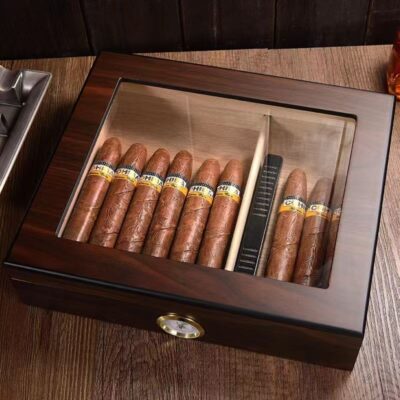 Custom Wooden Cigar Gift Box with Elegant Design