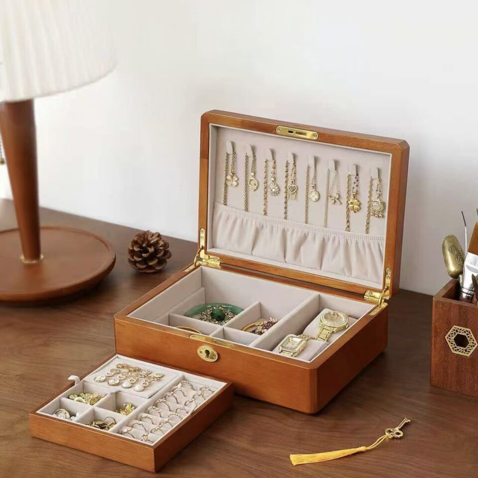 Custom Elegant Wooden Jewelry Storage Gift Box