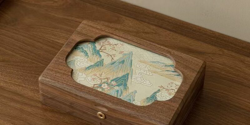 Custom Embroidered Luxury Wooden Jewelry Box for Wedding Gift