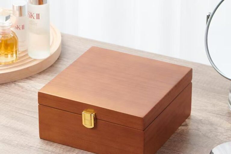 Elegant Custom Wooden Jewelry Box with Storage Compartments (3) Custom Wooden Jewelry Box for Jewelry Storage