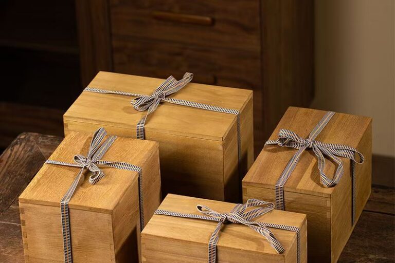 High-End Vintage Wooden Gift Box for Birthday Gifts (6) Custom Vintage Wooden Birthday Gift Box Supplier