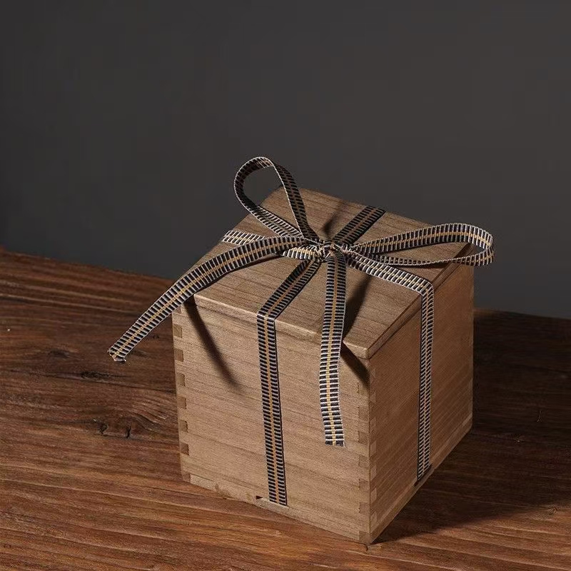Custom Vintage Wooden Birthday Gift Box Supplier