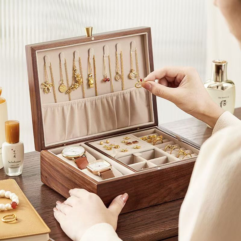 Vintage Luxury Wooden Jewelry Box for Elegant Storage