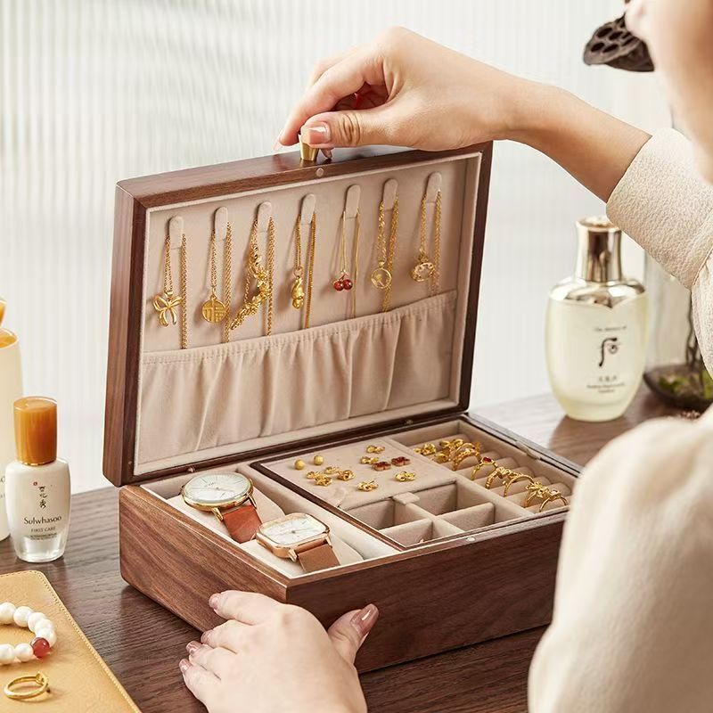 Vintage Luxury Wooden Jewelry Box for Elegant Storage