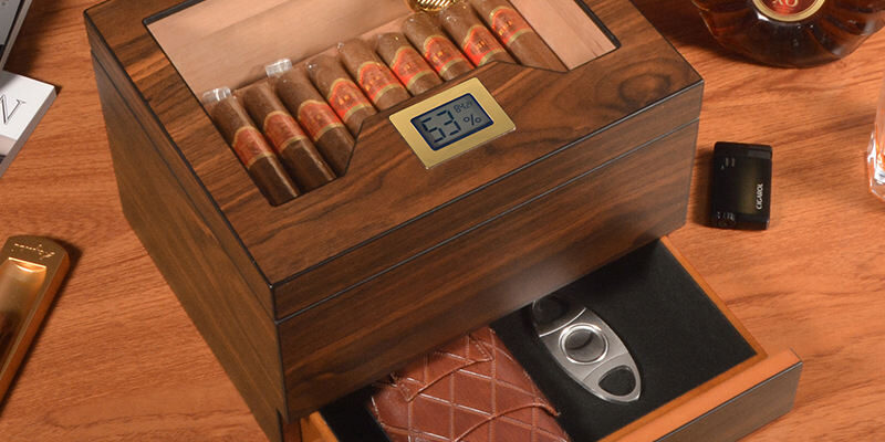 Large Capacity Classic Wooden Cigar Boxes for Storage