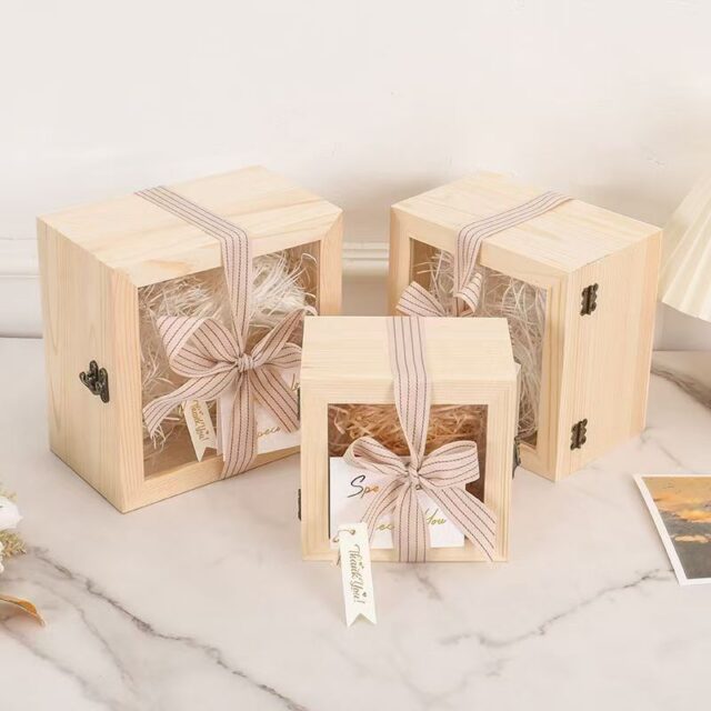Luxury Flip-Lid Wooden Gift Boxes for Birthday and Graduation Gifts