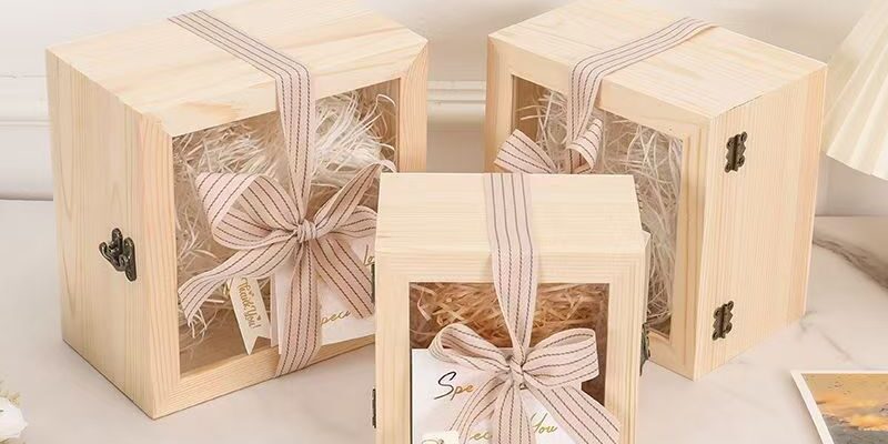 Luxury Flip-Lid Wooden Gift Boxes for Birthday and Graduation Gifts
